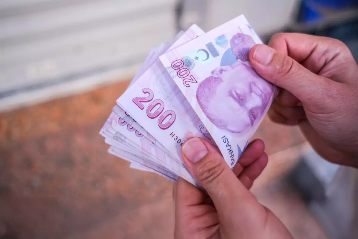 Dunyaca Unlu Banka Hsbc Turk Lirasi Icin Alim 18665253 7695 Amp