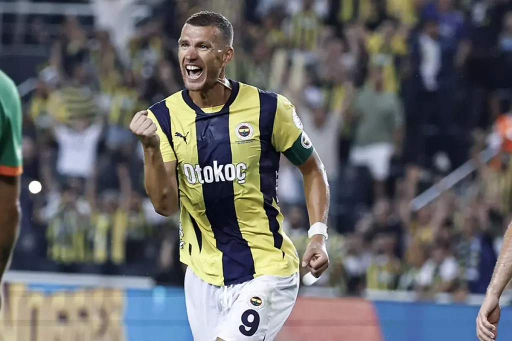 Edin Dzeko Fenerbahce Ye Veda Etti 18691873 5471 Amp