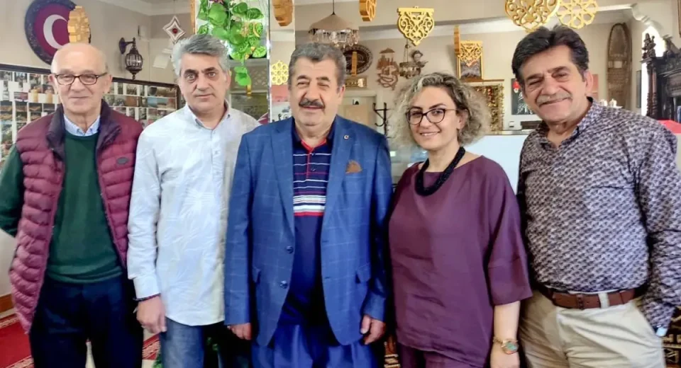 Ersander Kollari Yeniden Sivadi 18667340 Amp
