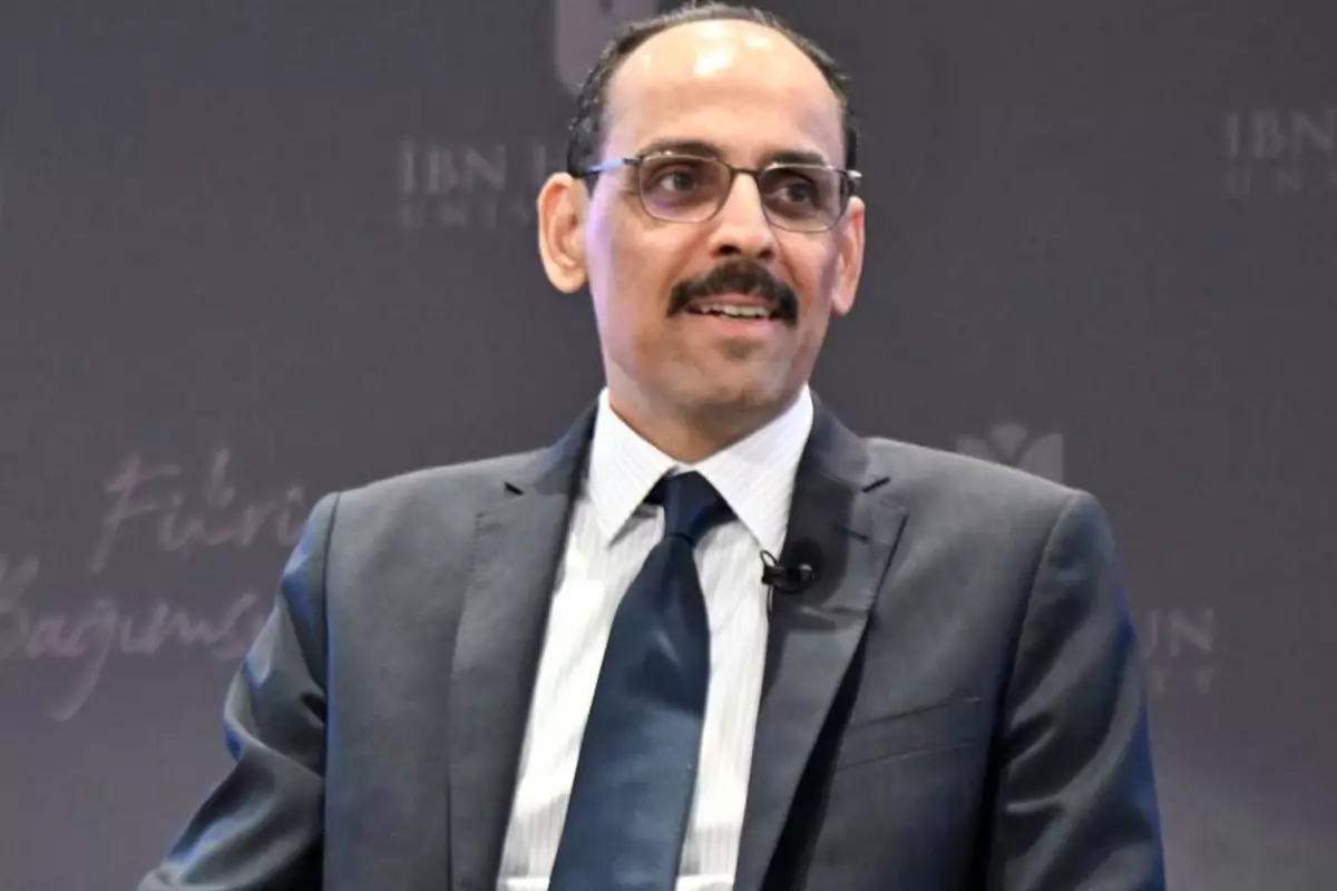 Mit Baskani Kalin Tarihin Akisini Suyun 18668764 8512 Amp