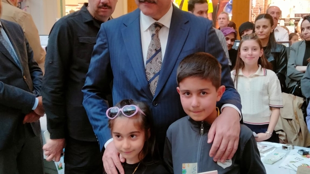 Erzurum'da 120 Çocuk İlk Kitaplarını İmza Günüyle Tanıttı