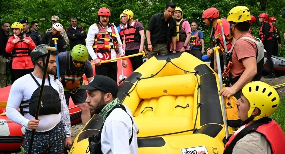 Erzurum’da Rafting Heyecanı Yaşandı