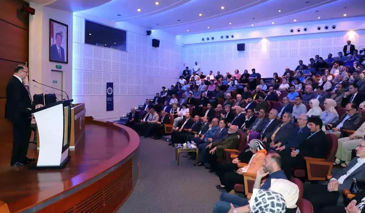Ataturk Universitesinde Turkiye Yuzyili Ve 18703912 Amp