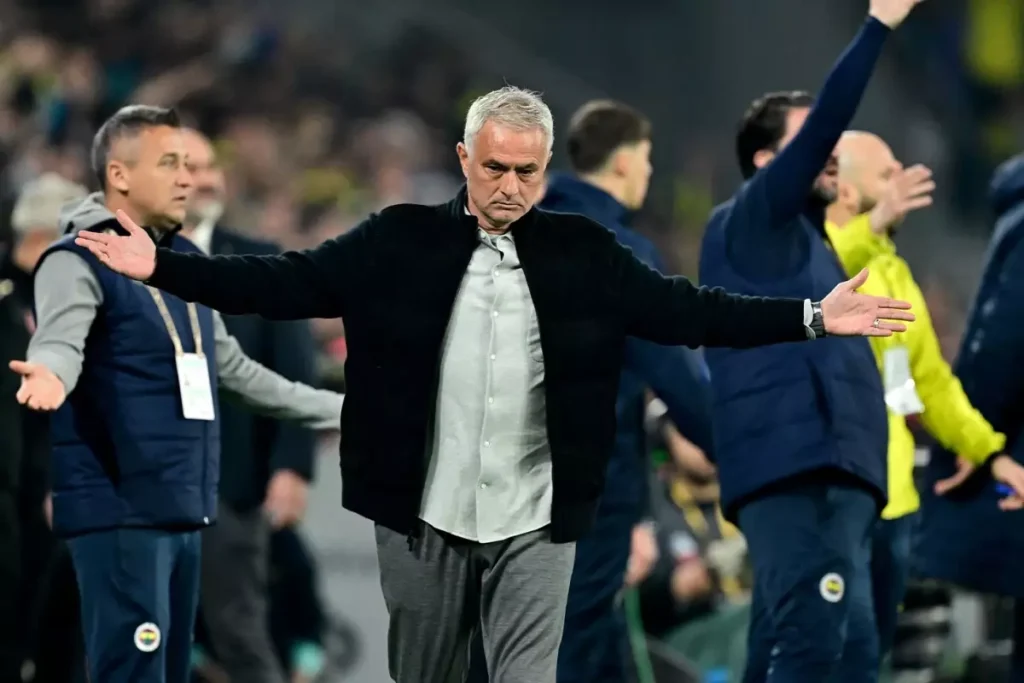 Avrupa Da Manset Jose Mourinho Yeni Takimini 18715311 7176 Amp