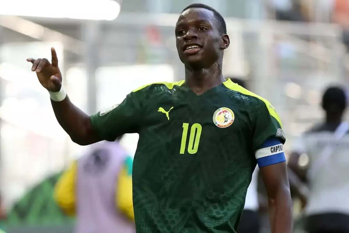 Fenerbahçe'den Amara Diouf bombası! Genç yıldız İstanbul'a geldi