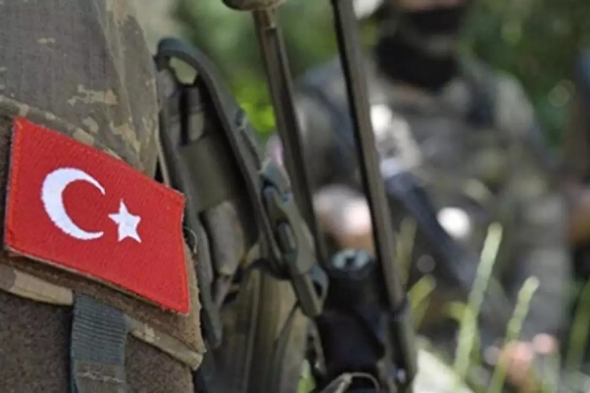 MSB duyurdu! Metan gazına maruz kalan 5 askerimiz şehit oldu